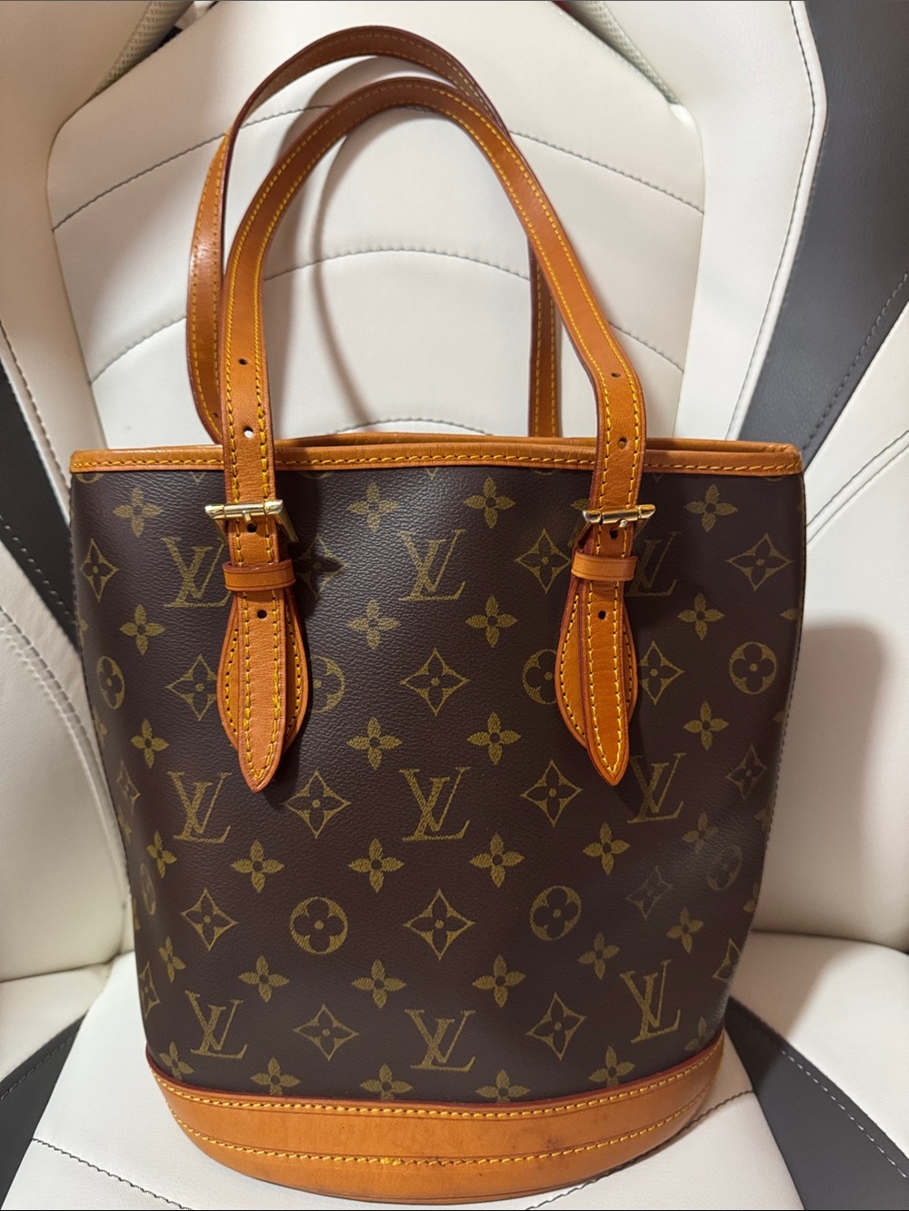 Louis Vuitton Monogram Canvas Bucket Bag with Tan Leather Trim